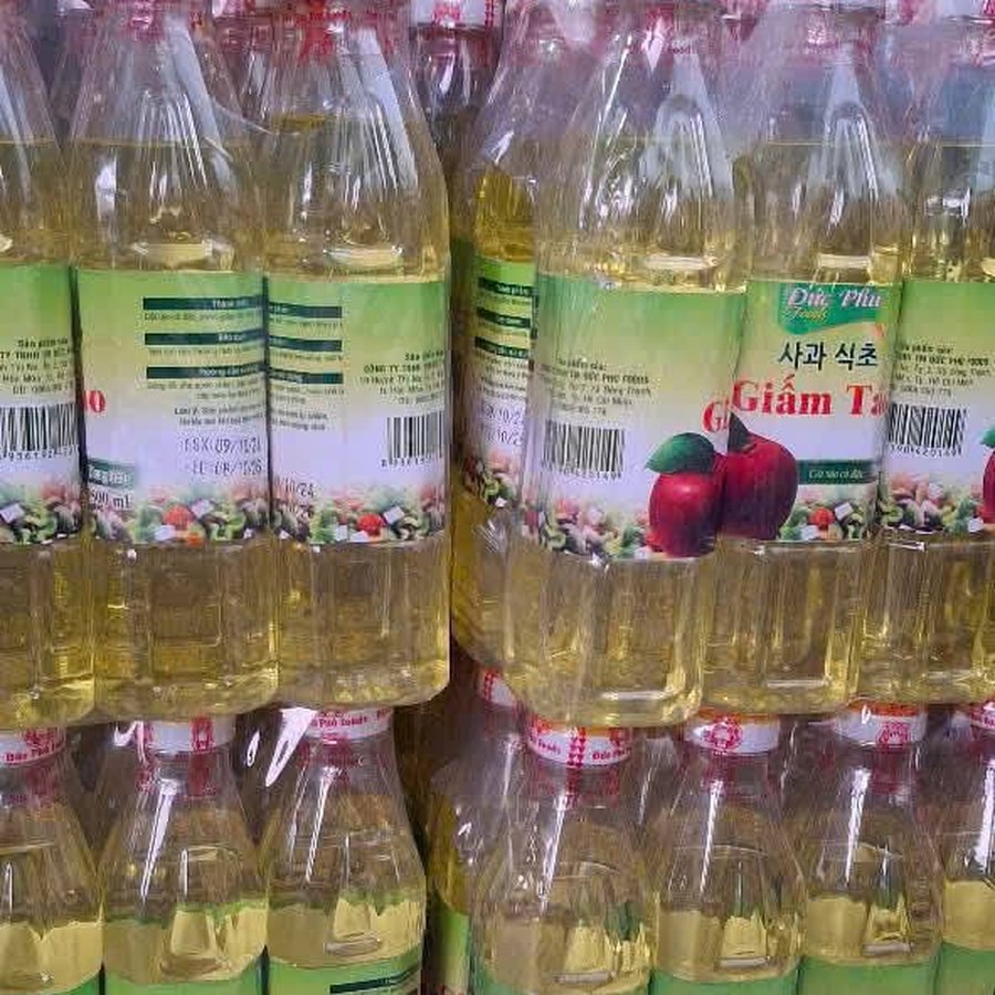 Giấm táo chai lớn